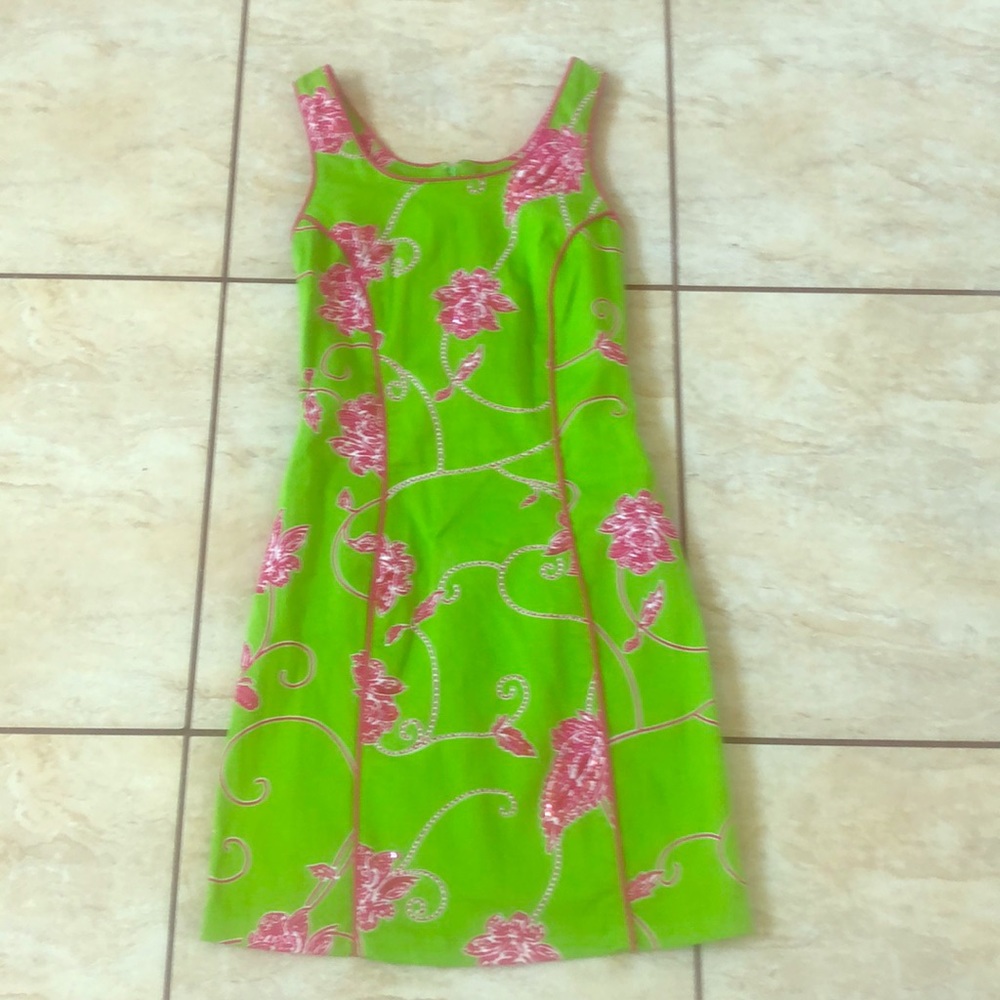 Festive cocktail dress with small sequins & beads